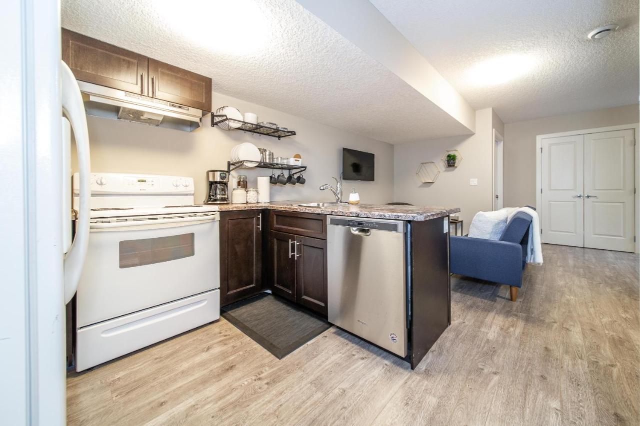 Mountain House Villa Edmonton Esterno foto